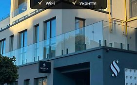 Select Hotel