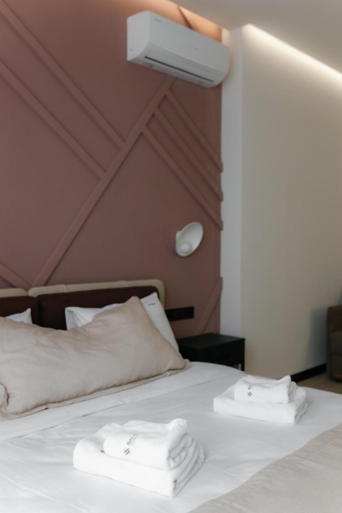 Select Hotel Lwów Zewnętrze zdjęcie