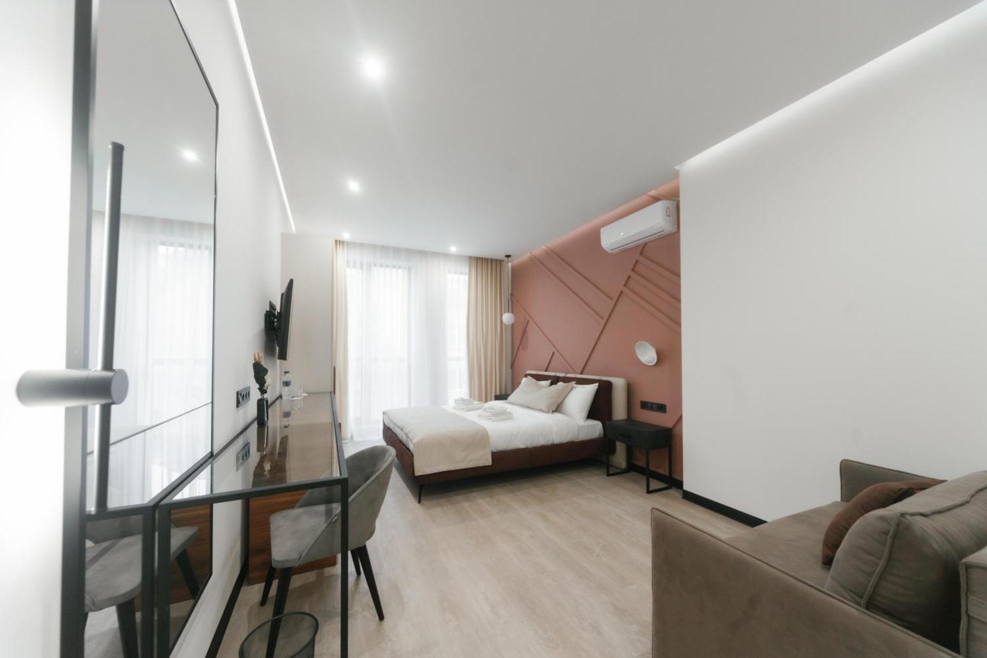 Select Hotel Lwów Zewnętrze zdjęcie