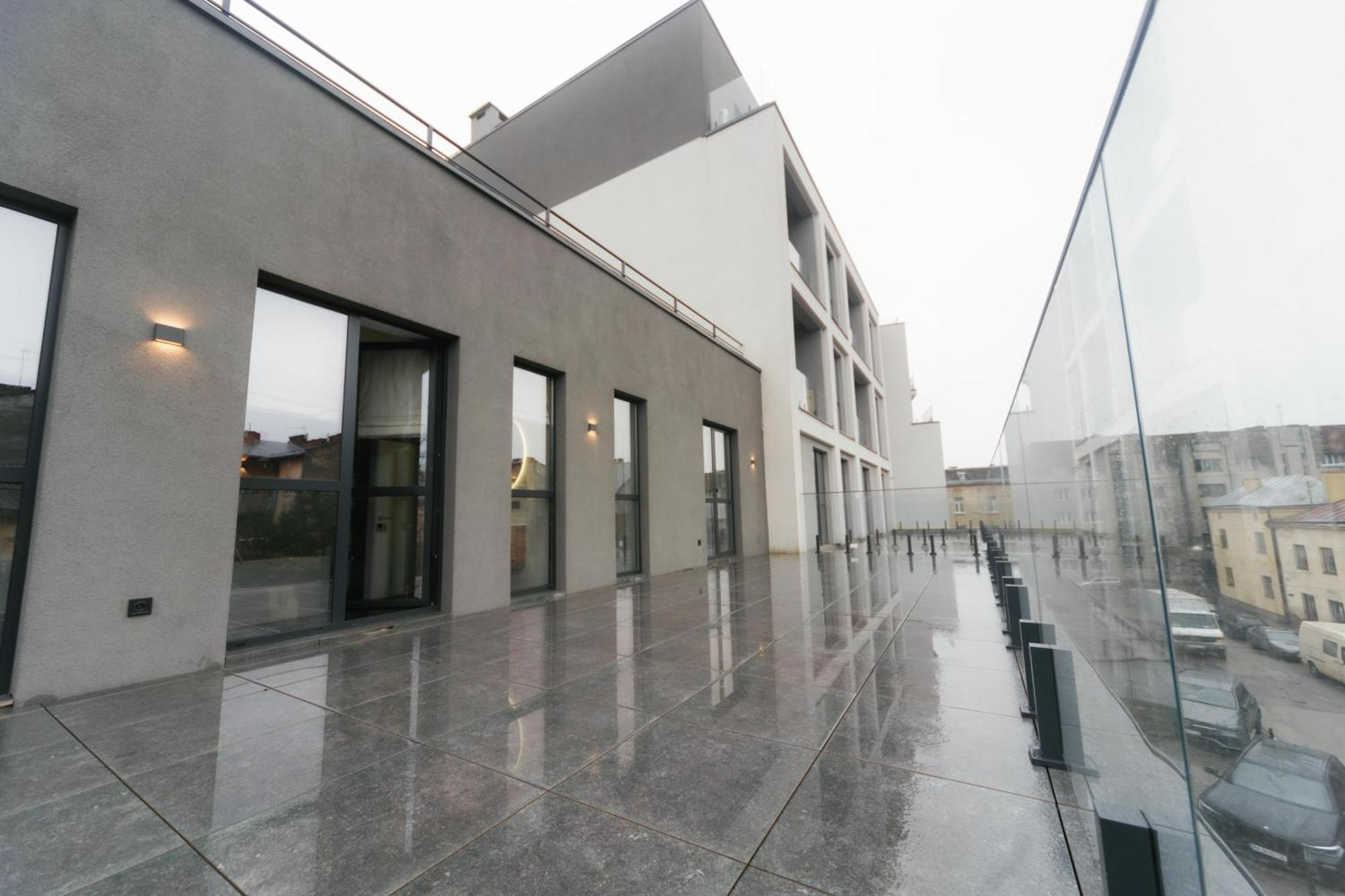 Select Hotel Lwów Zewnętrze zdjęcie