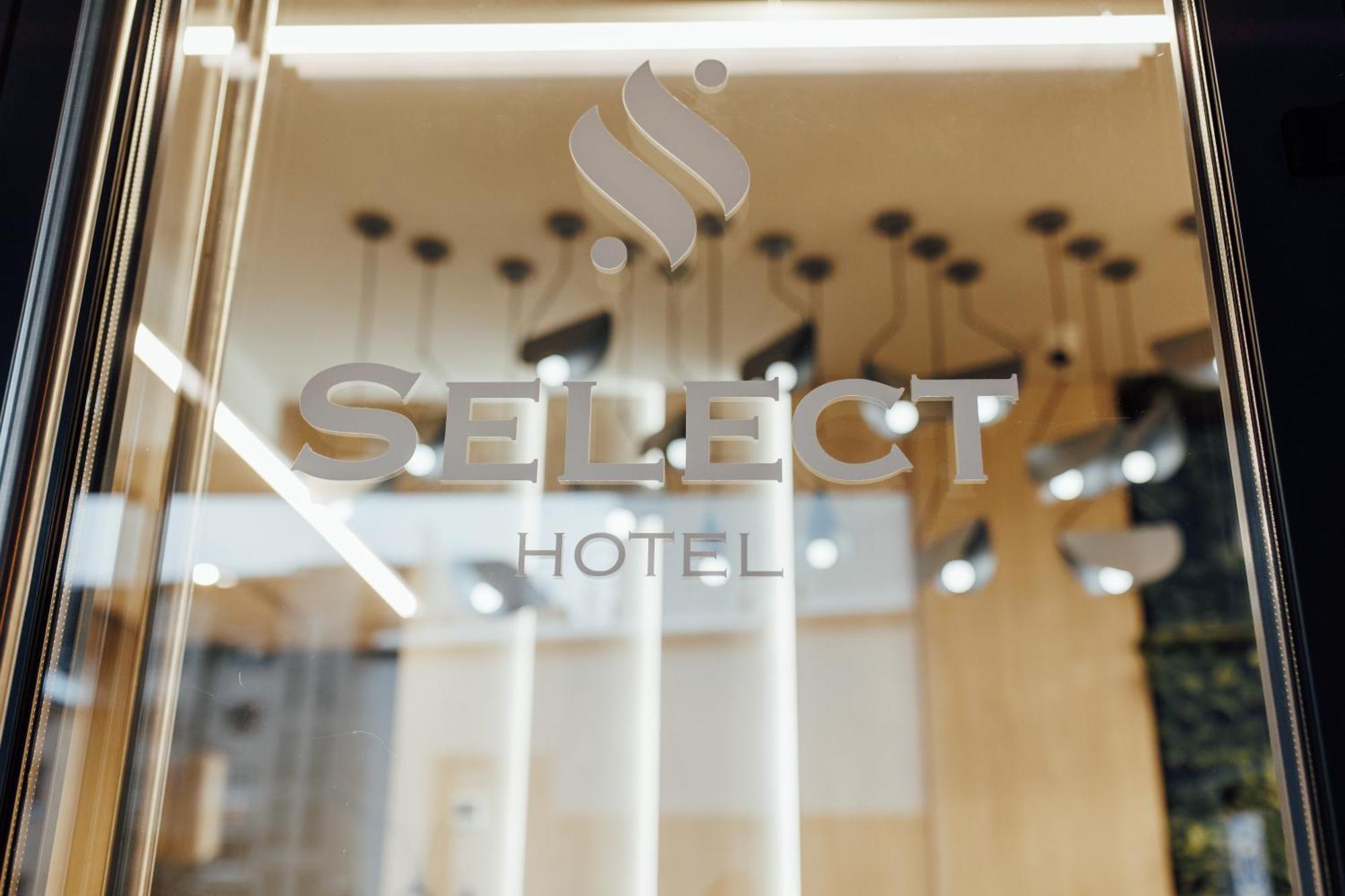 Select Hotel Lwów Zewnętrze zdjęcie