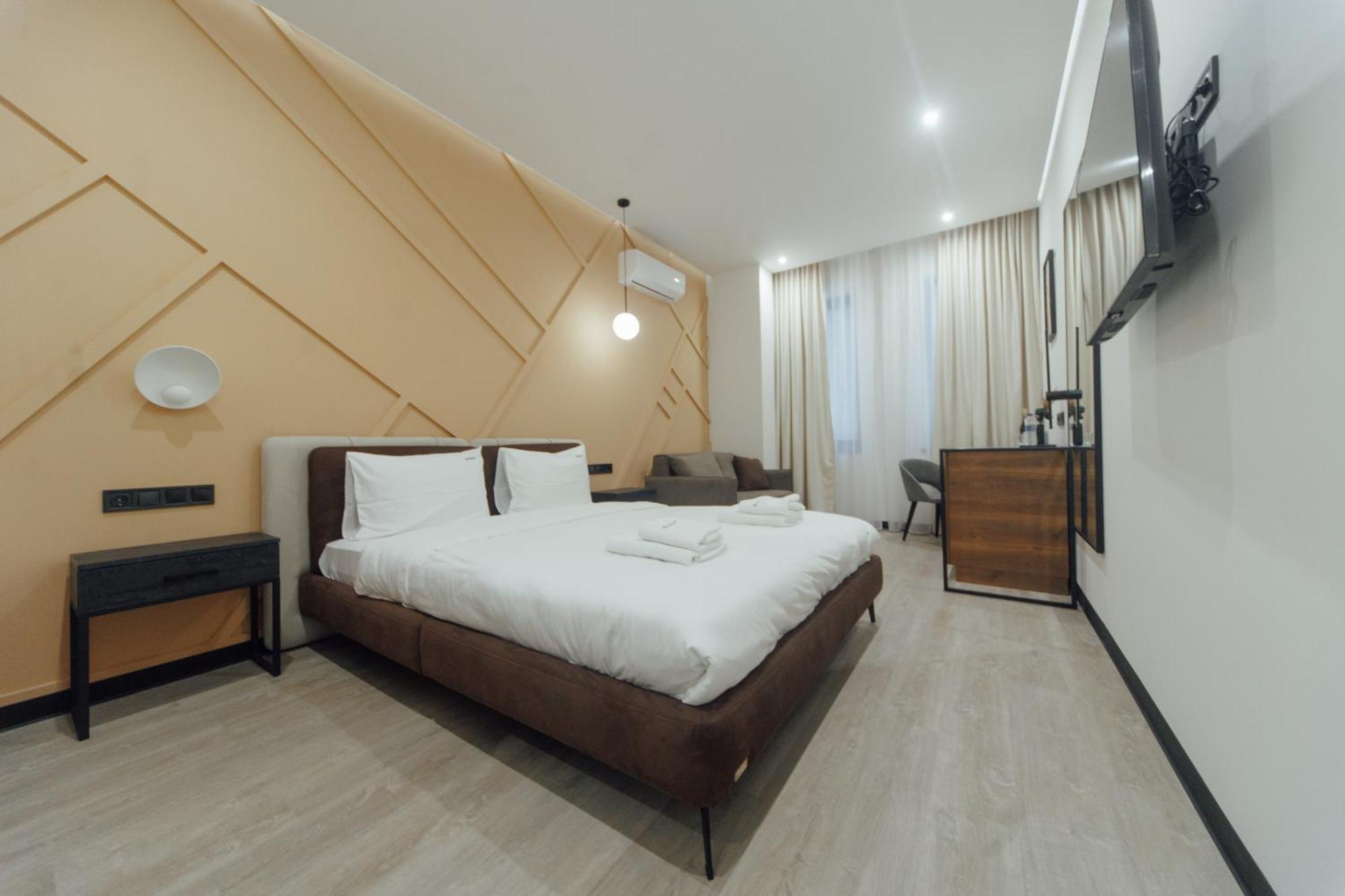 Select Hotel Lwów Zewnętrze zdjęcie