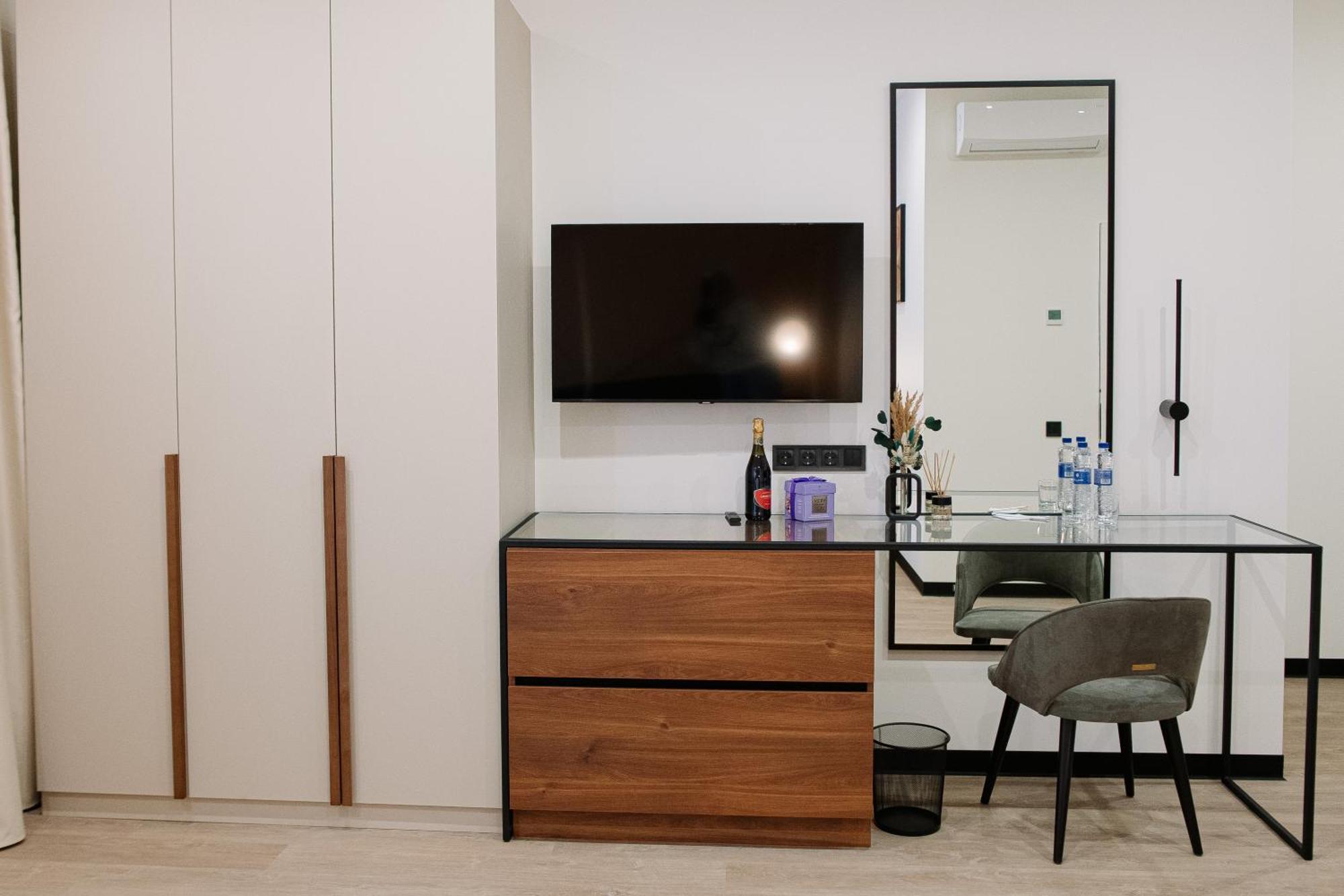 Select Hotel Lwów Zewnętrze zdjęcie