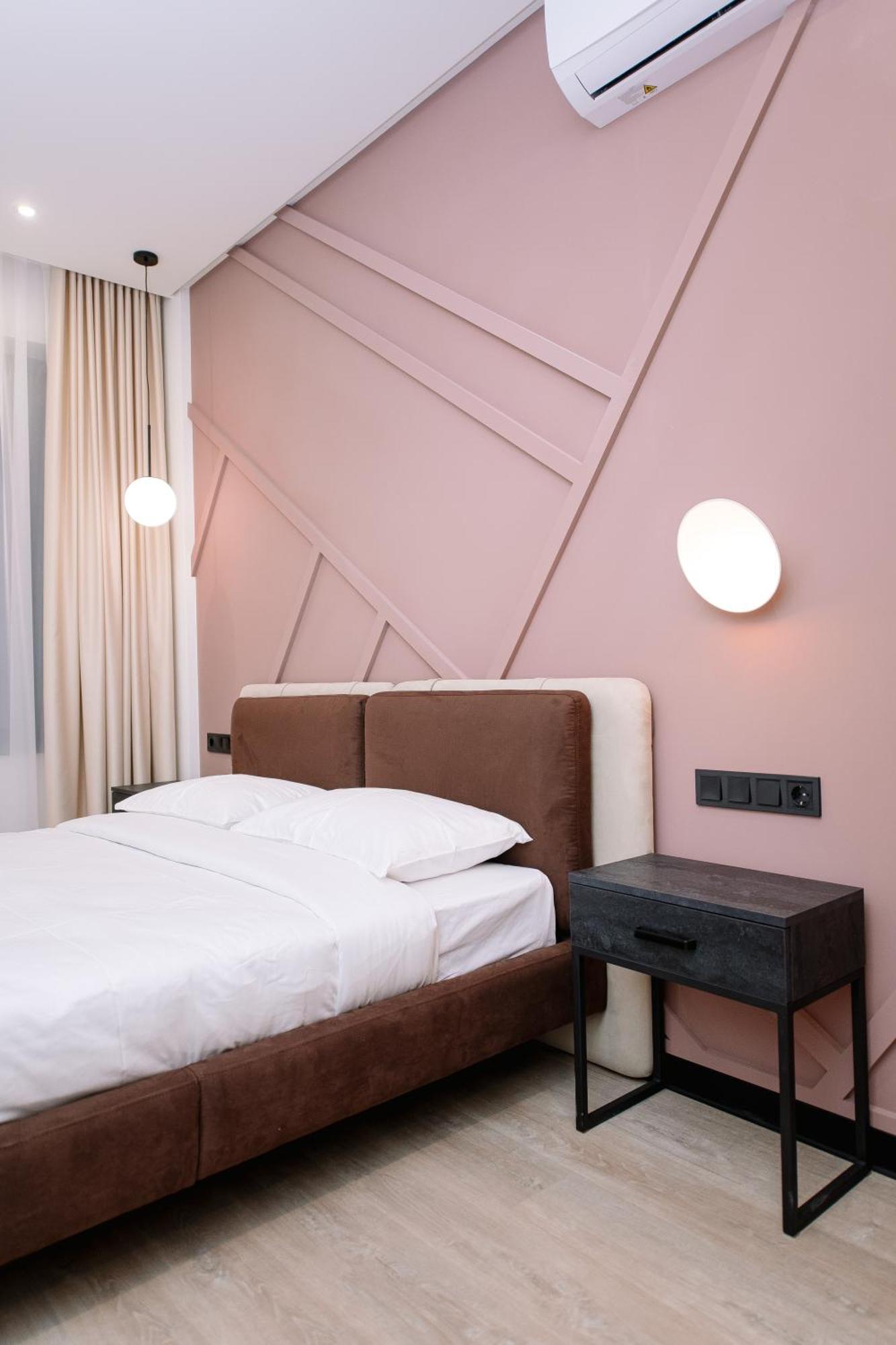 Select Hotel Lwów Zewnętrze zdjęcie