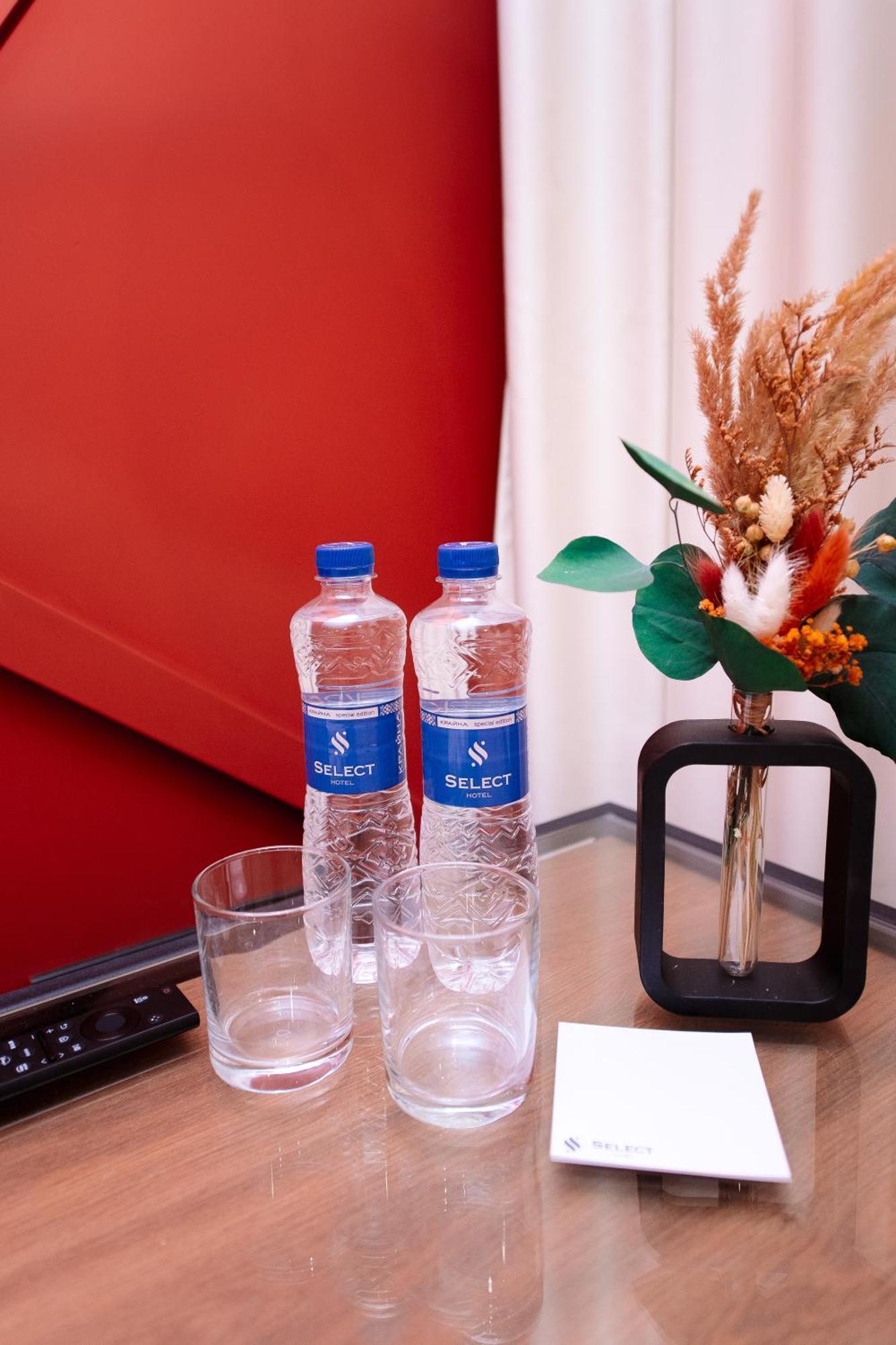 Select Hotel Lwów Zewnętrze zdjęcie