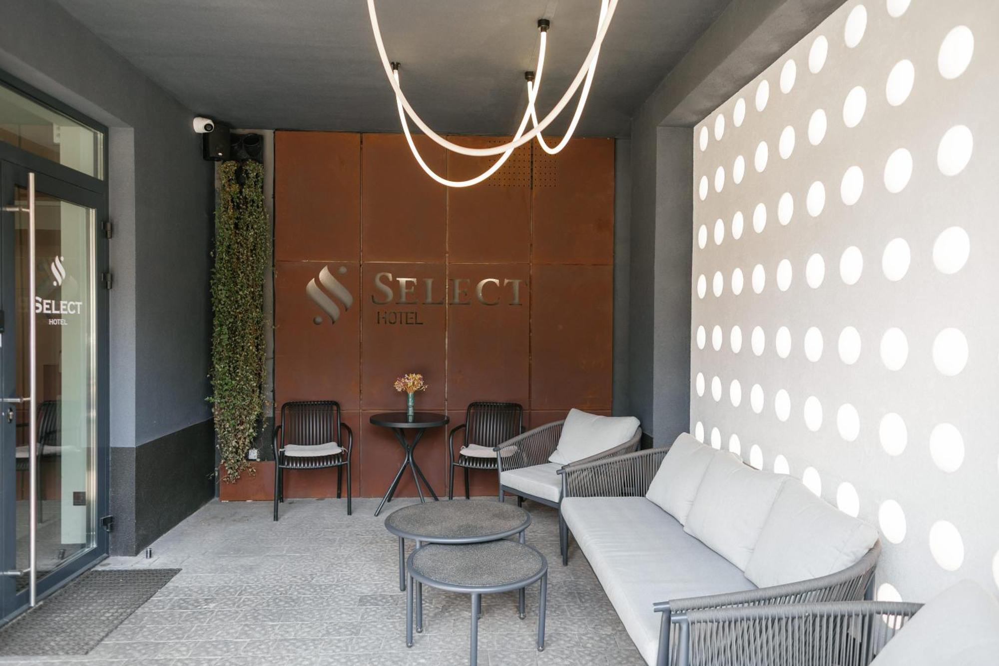 Select Hotel Lwów Zewnętrze zdjęcie