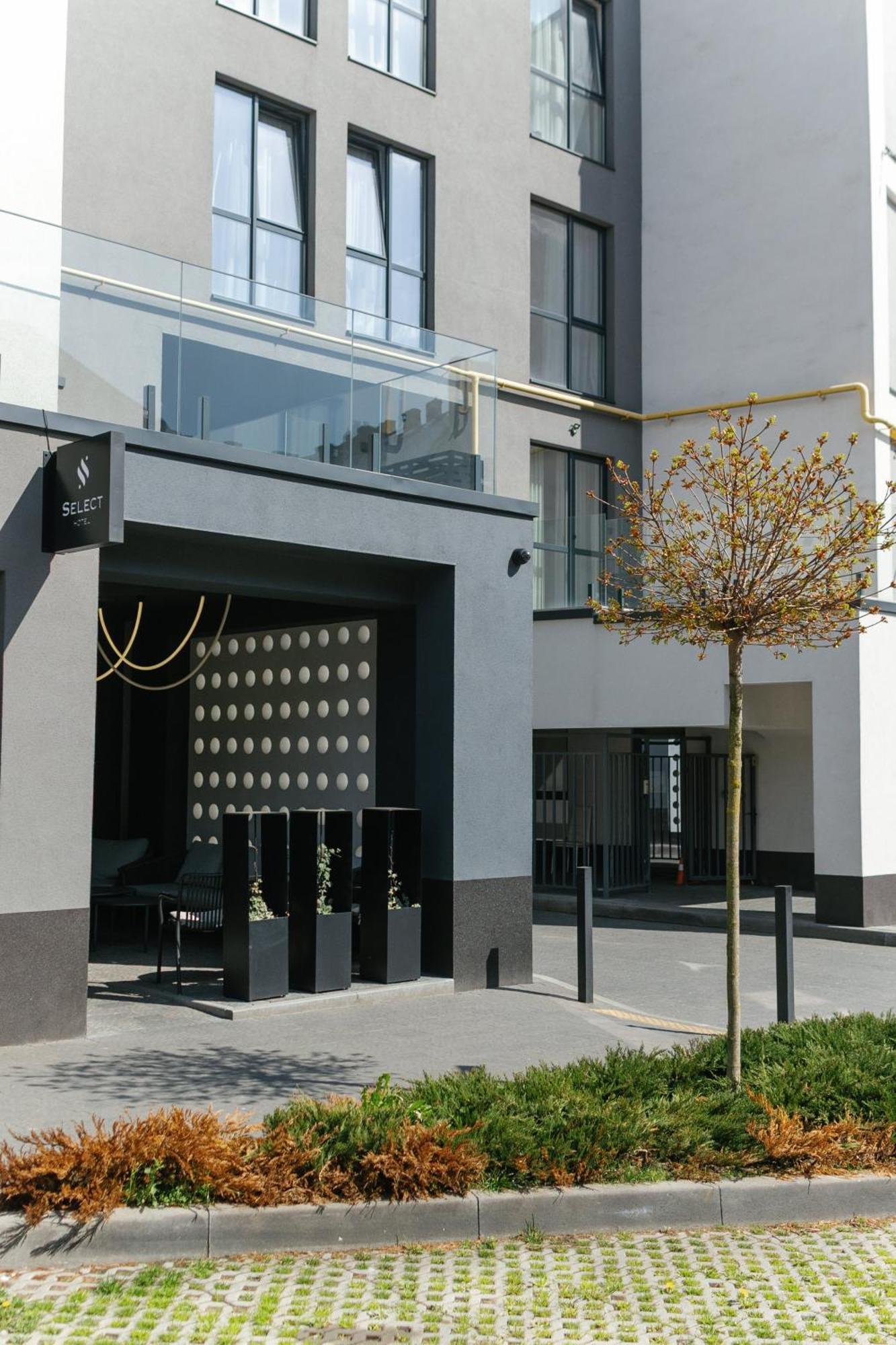 Select Hotel Lwów Zewnętrze zdjęcie